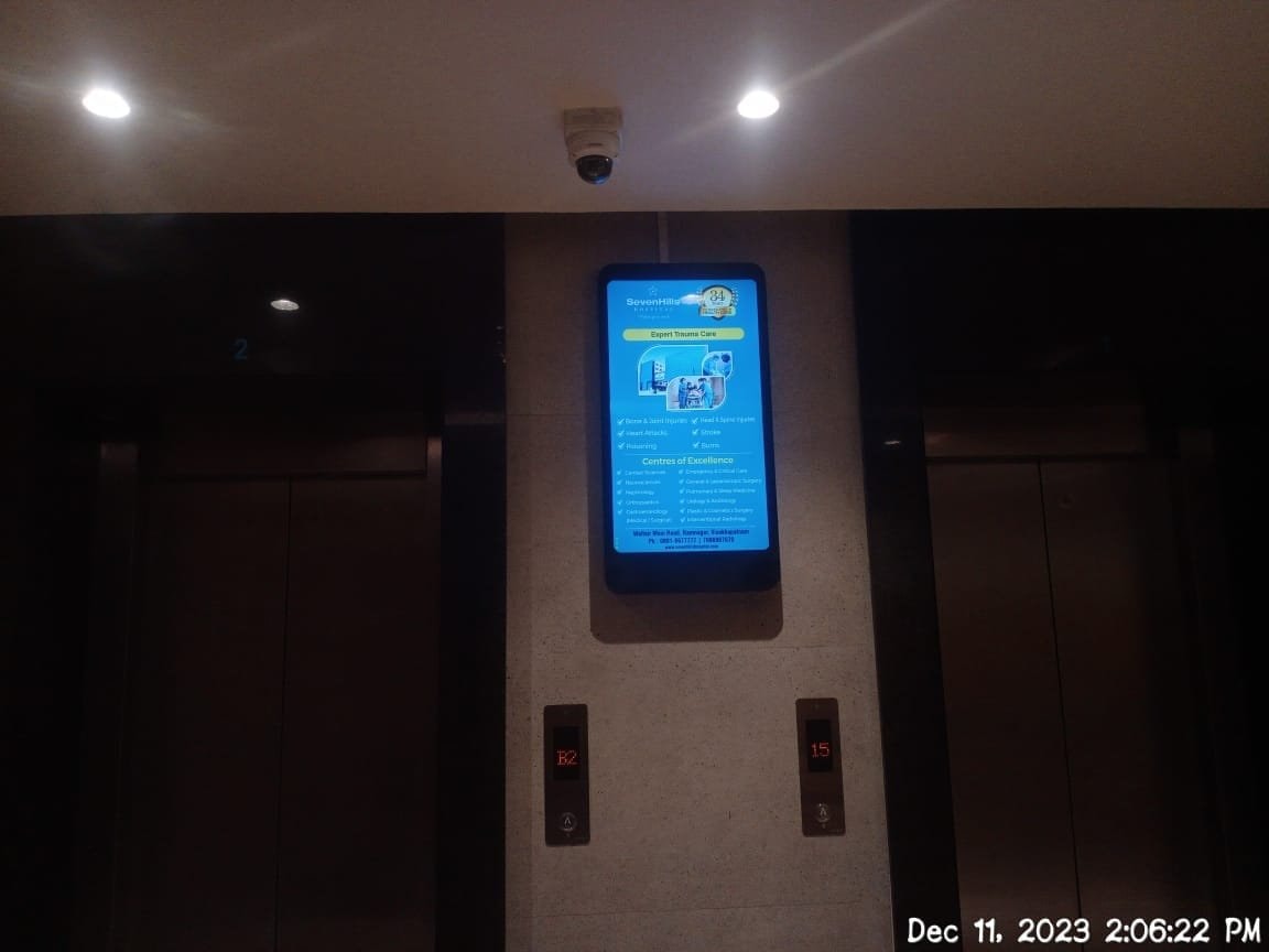 Digital Screens — Foxy Advertising campaign