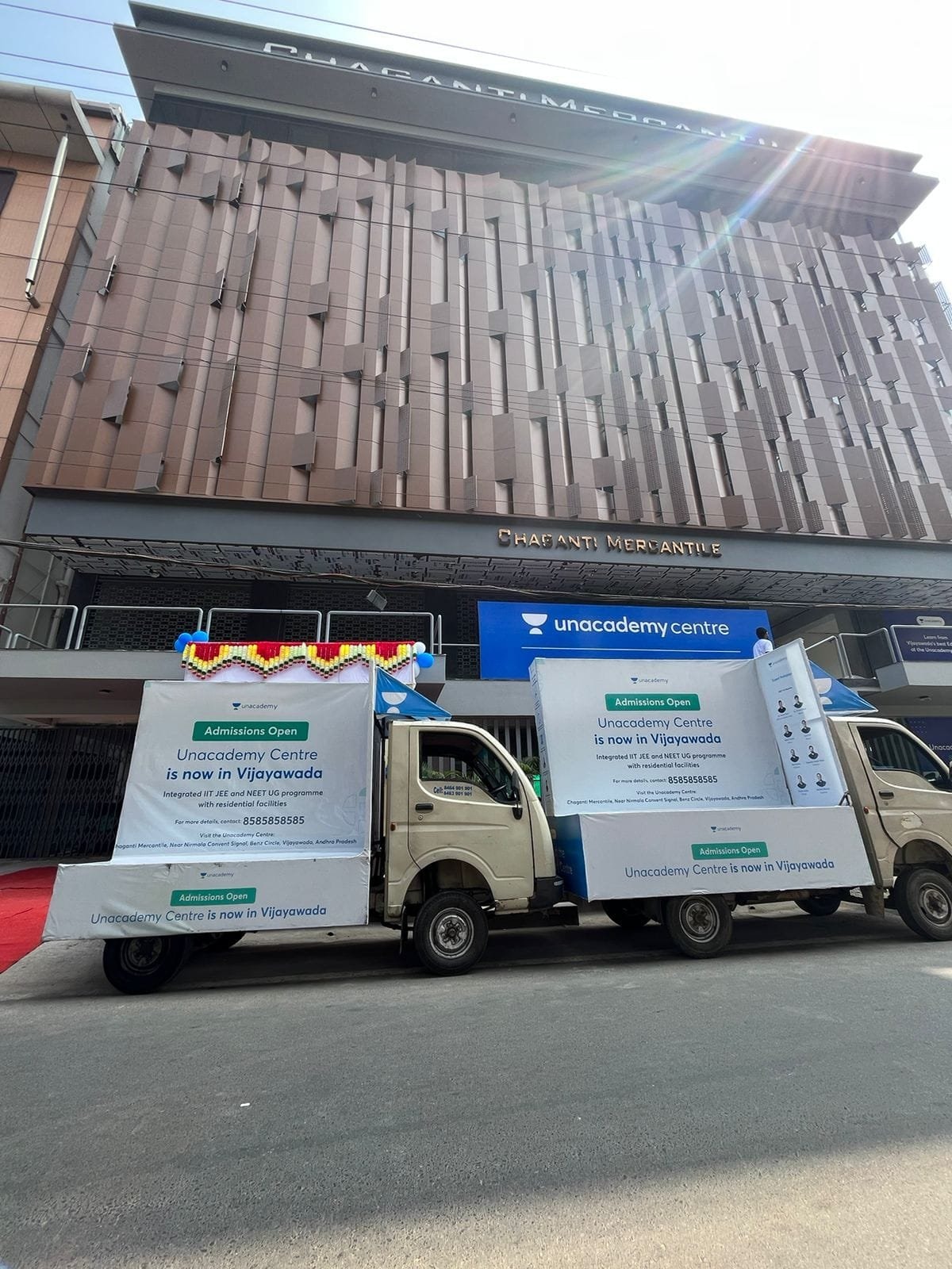 Mobile Van — Foxy Advertising campaign