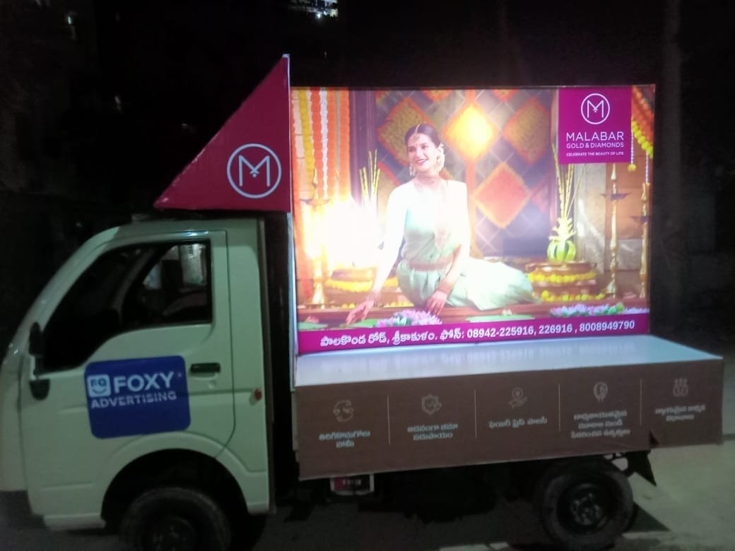 LED van — Foxy Advertising campaign