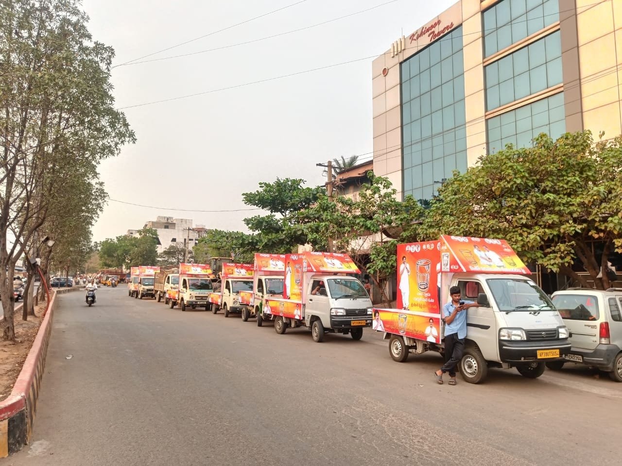 Mobile Van — Foxy Advertising campaign