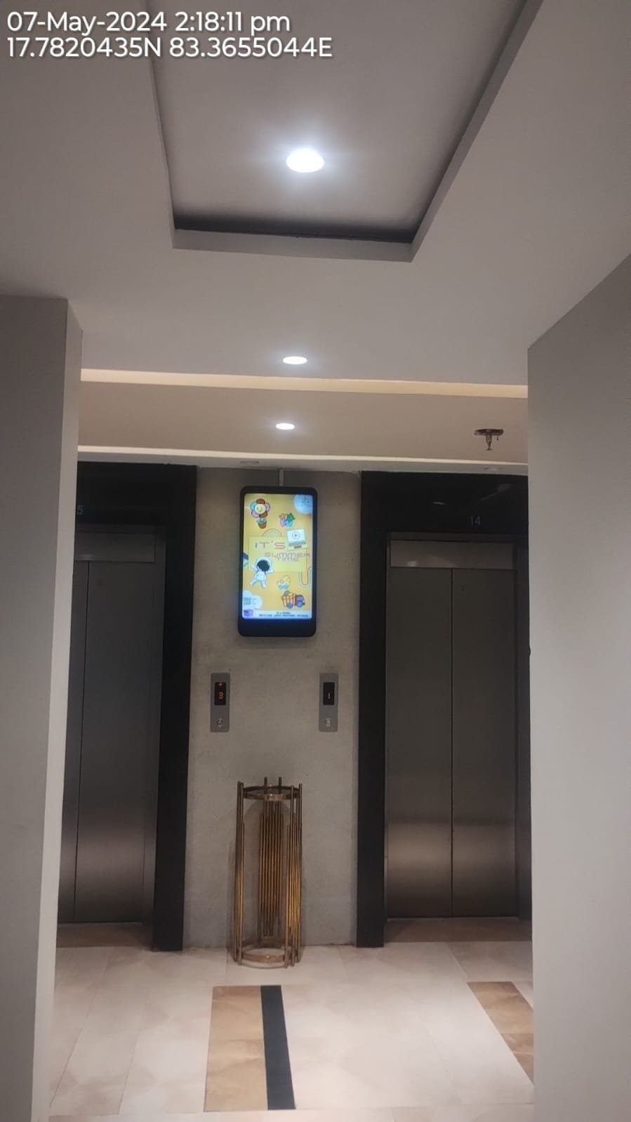 Digital Screens — Foxy Advertising campaign